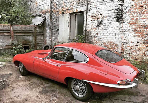 Jaguar E-Type. 1962